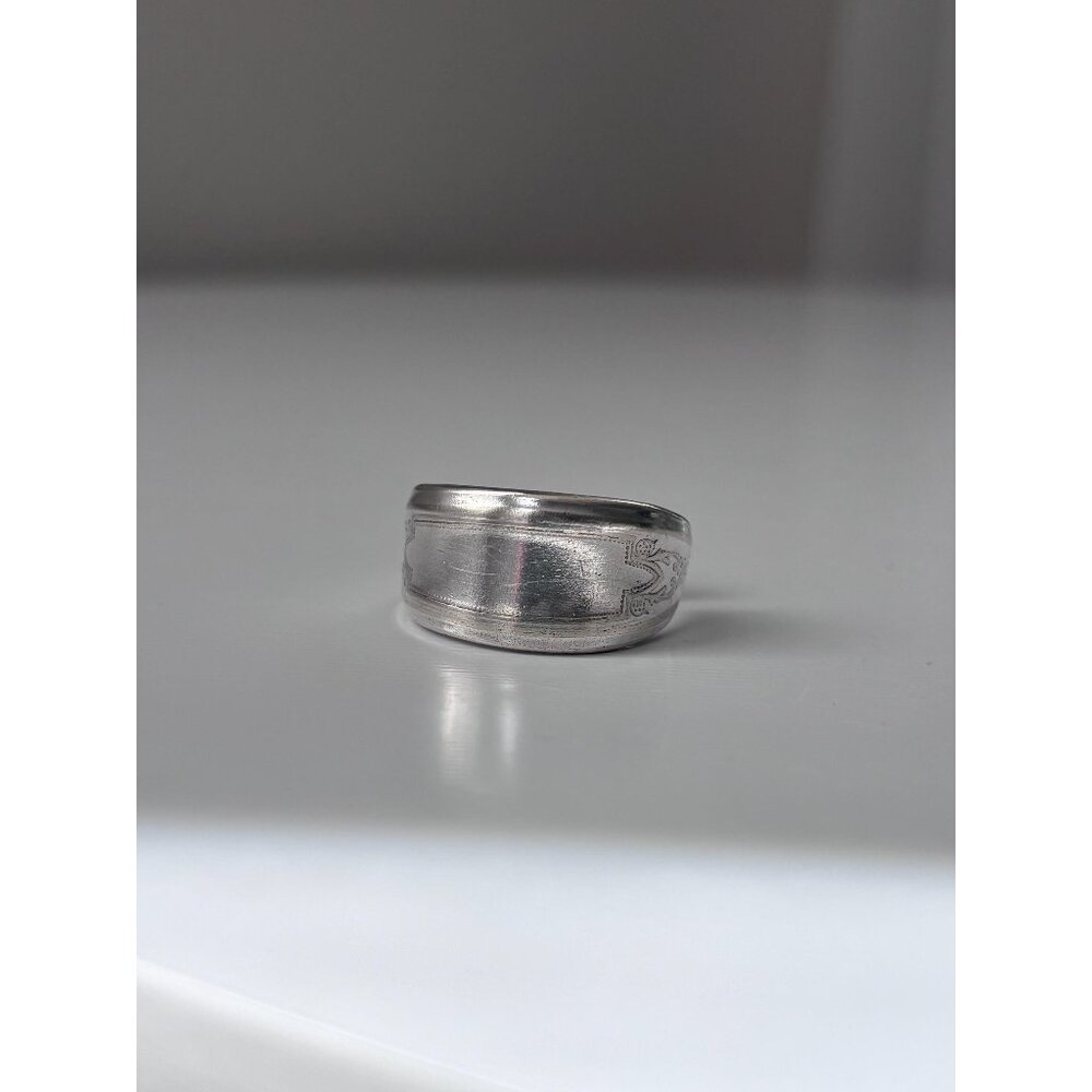 Handmade Size 8.5 Silver Plated Antique Spoon Ring: Oneida Debutante Pattern